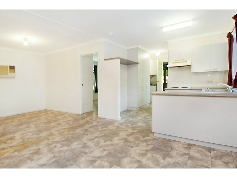 262 Glenview Rd, Glenview QLD 4553