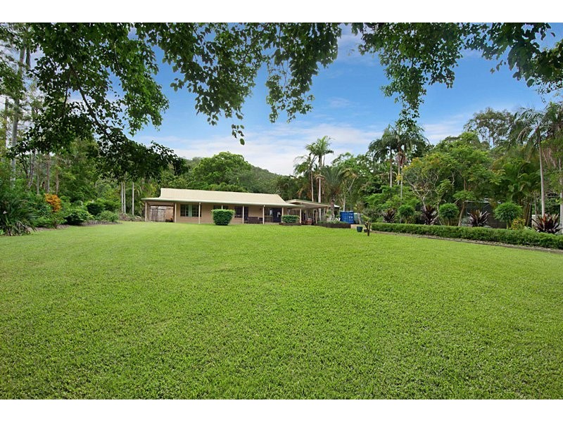 262 Glenview Rd, Glenview QLD 4553