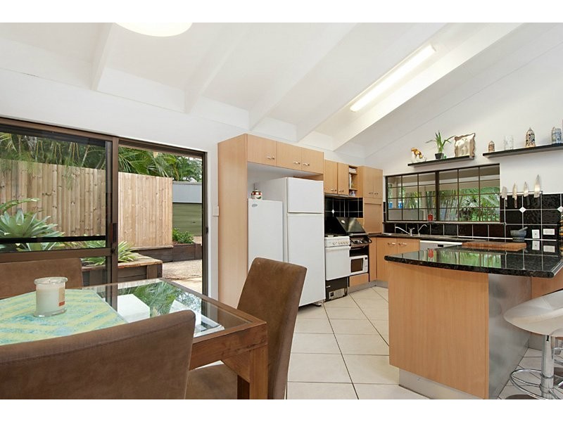 262 Glenview Rd, Glenview QLD 4553