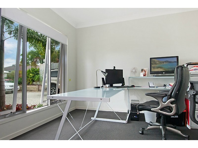 15 Selkirk Way, Peregian Springs QLD 4573
