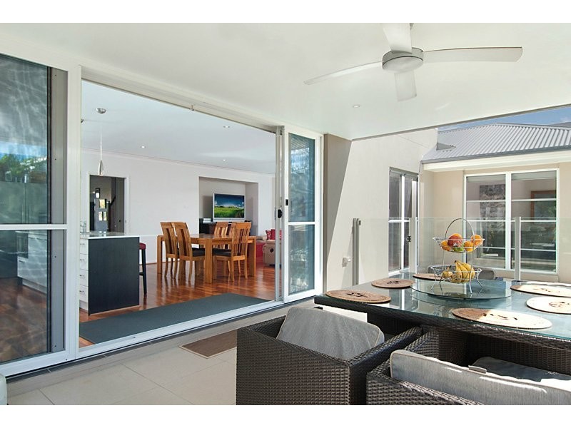 15 Selkirk Way, Peregian Springs QLD 4573