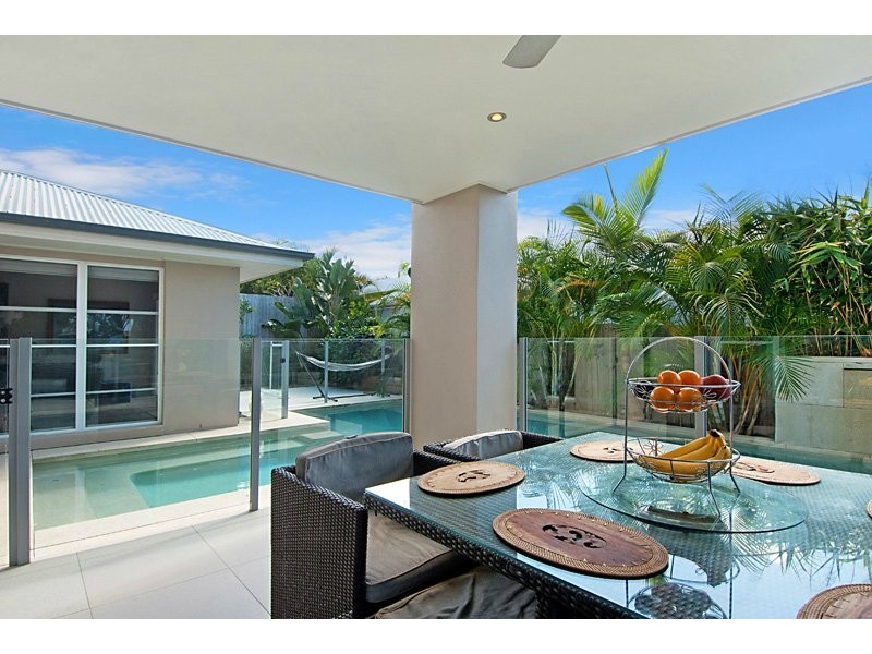 15 Selkirk Way, Peregian Springs QLD 4573