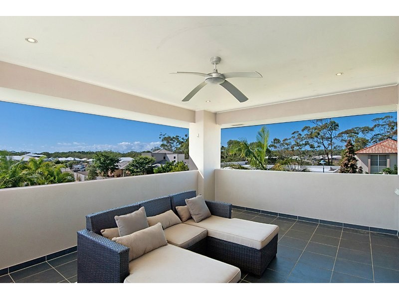 15 Selkirk Way, Peregian Springs QLD 4573