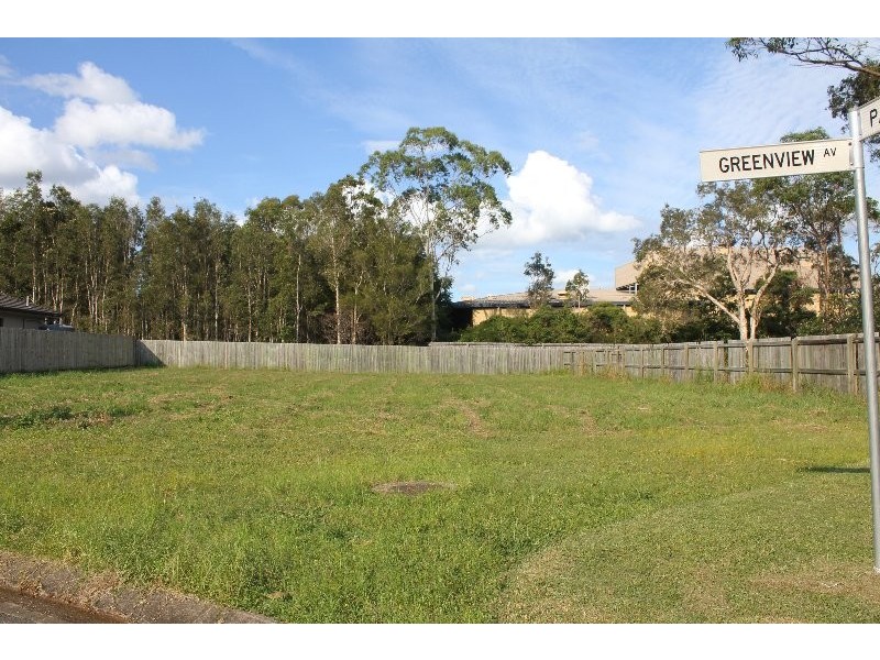 33 Greenview Av, Beerwah QLD 4519