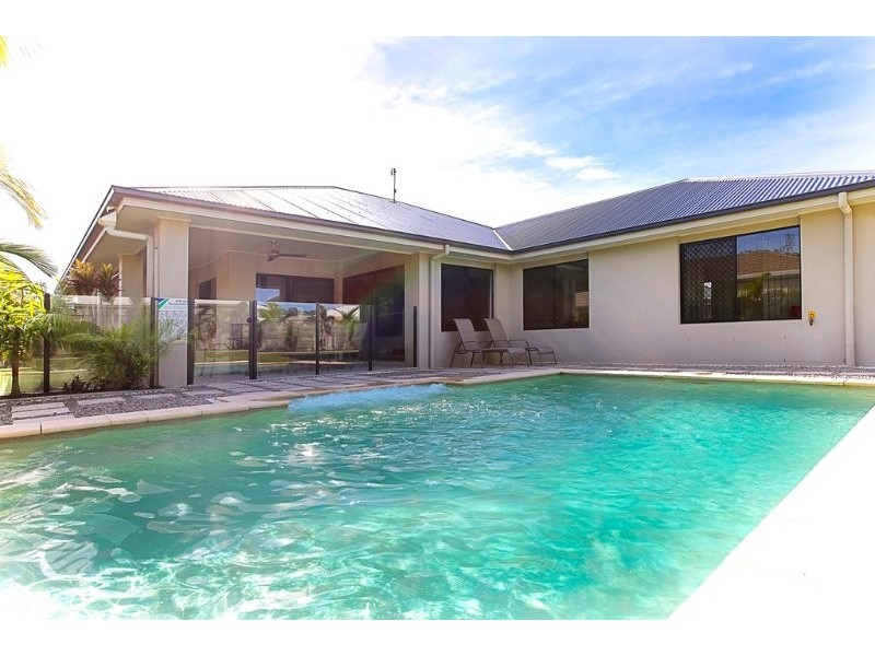 17 Maidenhair Dr, Beerwah QLD 4519