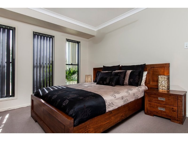 17 Maidenhair Dr, Beerwah QLD 4519