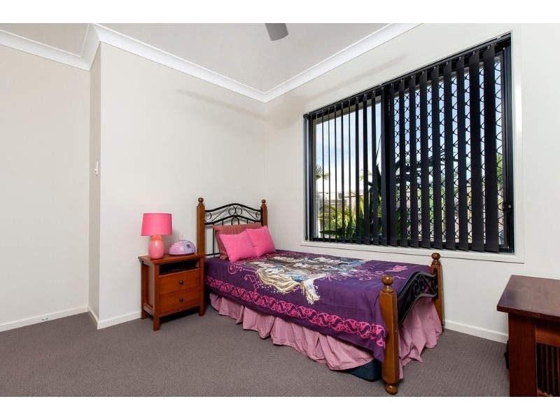 17 Maidenhair Dr, Beerwah QLD 4519