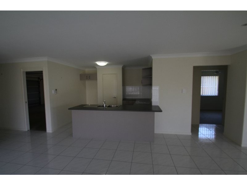 60 Little Mountain Dr, Little Mountain QLD 4551