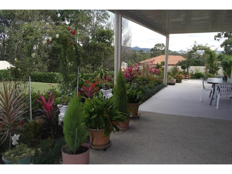 83 James Josey Ave, Springfield Lakes QLD 4300