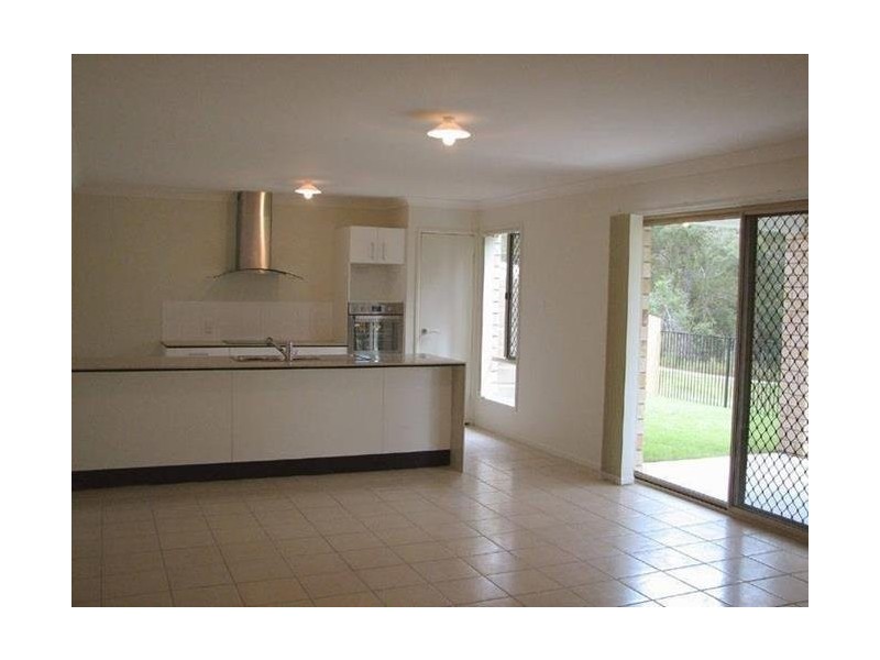 4/51 Silky Oak Dr, Morayfield QLD 4506