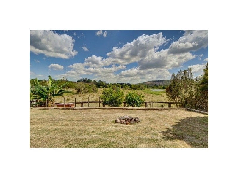 21 Yvonne Street, Highworth QLD 4560