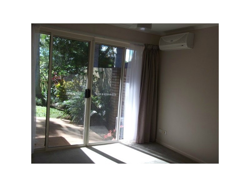 11 Sorbonne Close, Sippy Downs QLD 4556