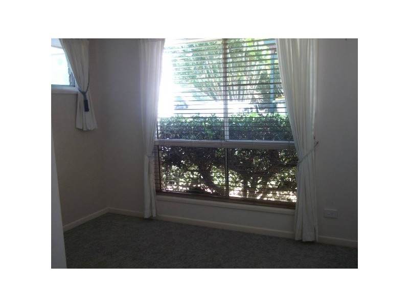 11 Sorbonne Close, Sippy Downs QLD 4556
