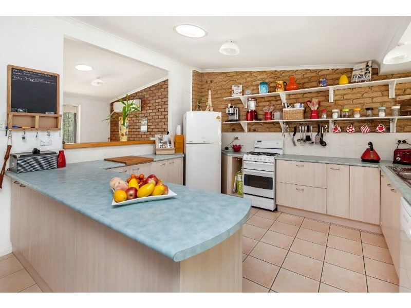 38 Isambert Road, Glenview QLD 4553