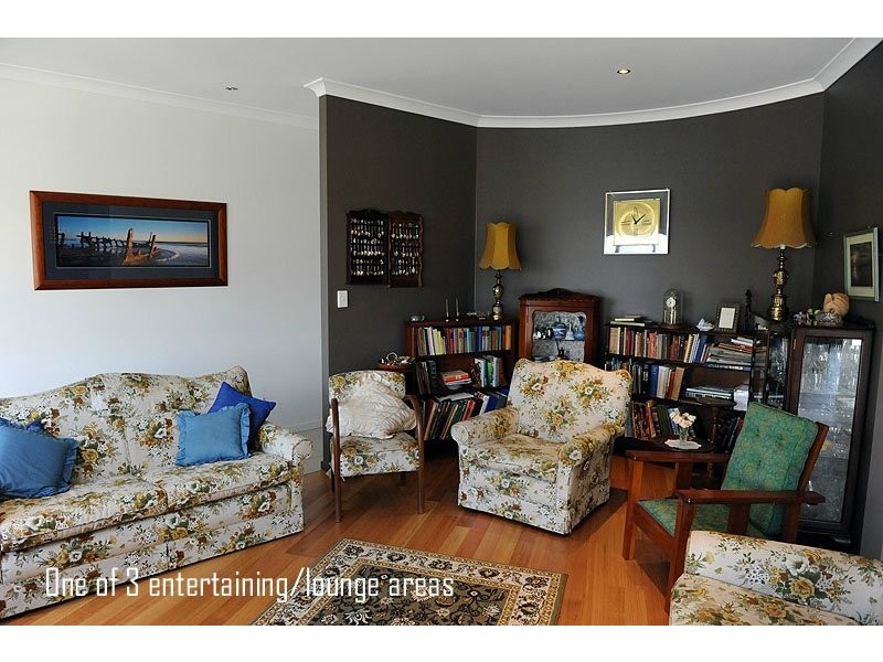 14 Oceanic Court, Twin Waters QLD 4564