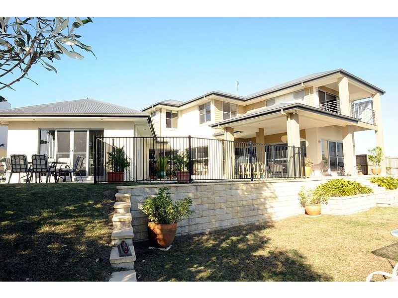 14 Oceanic Court, Twin Waters QLD 4564