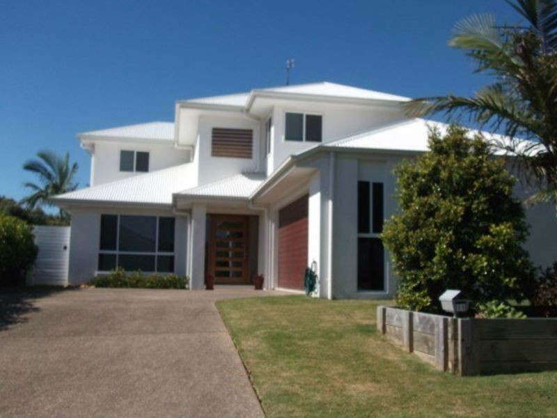 11 Waterville Way, Peregian Springs QLD 4573