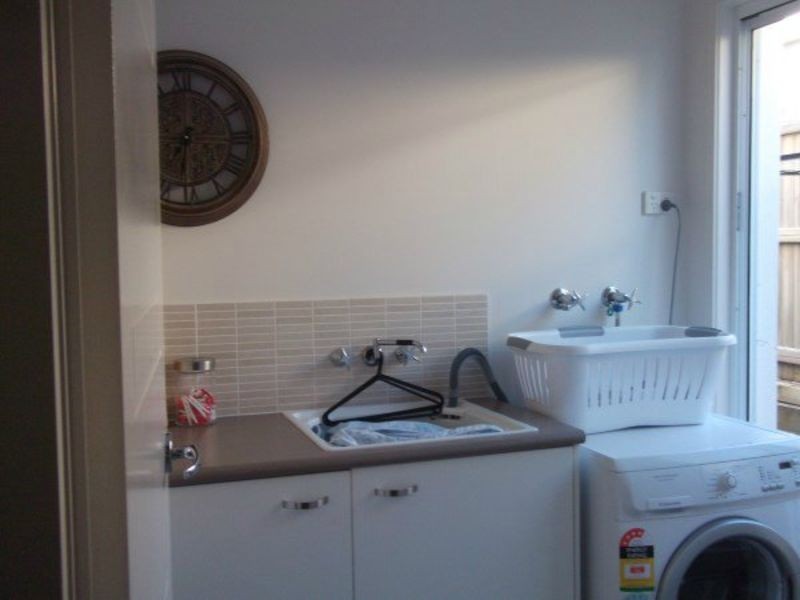 11 Waterville Way, Peregian Springs QLD 4573