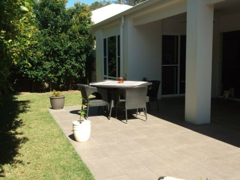 11 Waterville Way, Peregian Springs QLD 4573