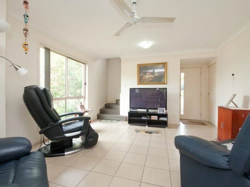 2/76a Carter Rd, Nambour QLD 4560