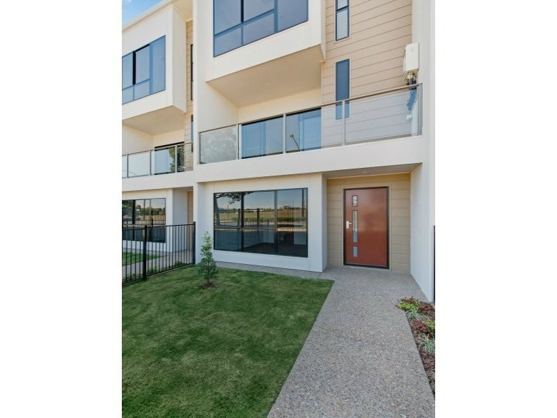 18/50 Lakefield Dr, North Lakes QLD 4509
