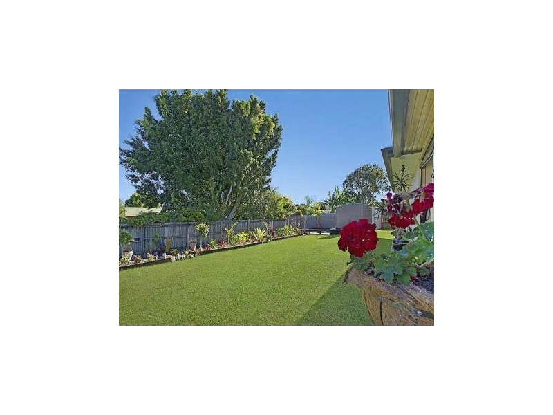 28 James Cook Dr, Sippy Downs QLD 4556