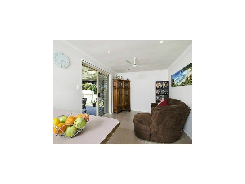28 James Cook Dr, Sippy Downs QLD 4556