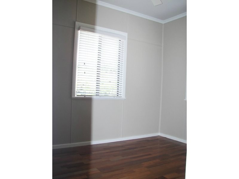 123 Sibley Rd, Wynnum West QLD 4178