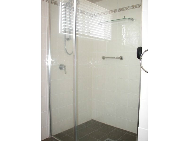 123 Sibley Rd, Wynnum West QLD 4178