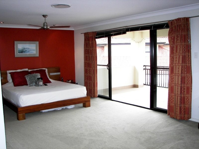 2 Eastbank Tce, Helensvale QLD 4212
