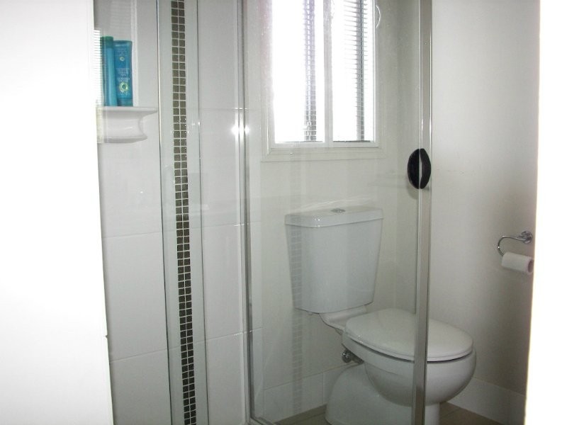 2 Eastbank Tce, Helensvale QLD 4212