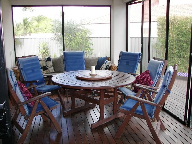 2 Eastbank Tce, Helensvale QLD 4212