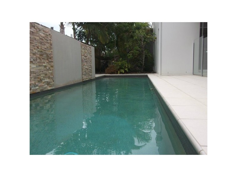 4 Dornoch Way, Peregian Springs QLD 4573
