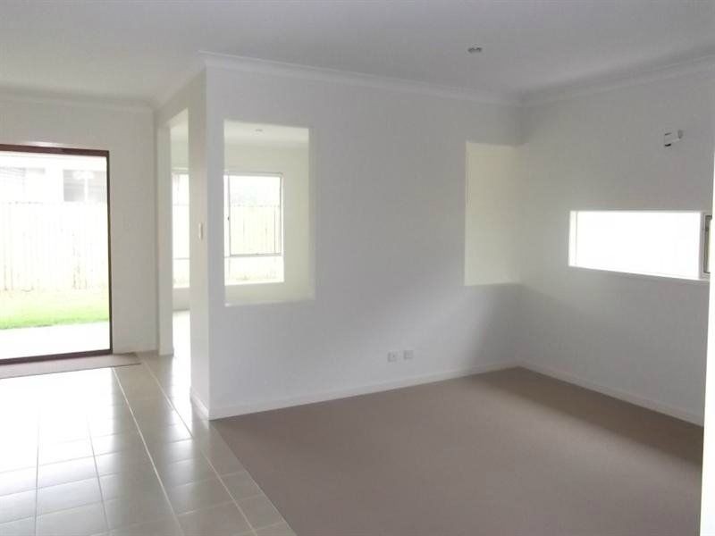 33 Glen Abby Ave, Peregian Springs QLD 4573