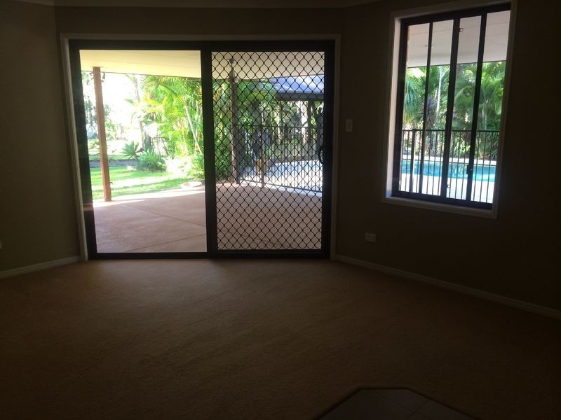 53 Rainforest Rd, Chevallum QLD 4555