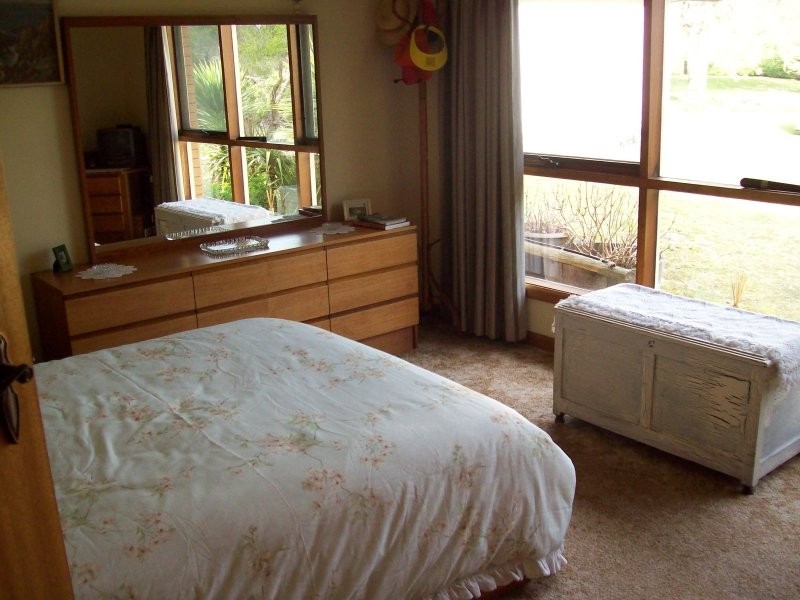 36 Casuarina Grove, Nelson VIC 3292