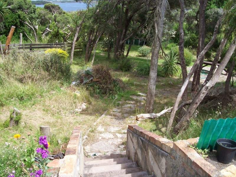 83 Beach Road, Nelson VIC 3292