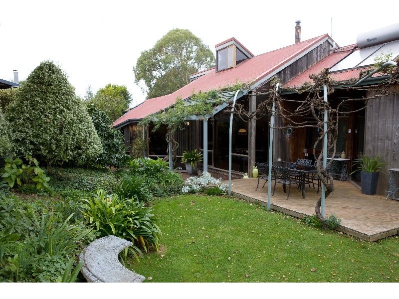 6 Comaum Avenue, Mount Gambier SA 5290