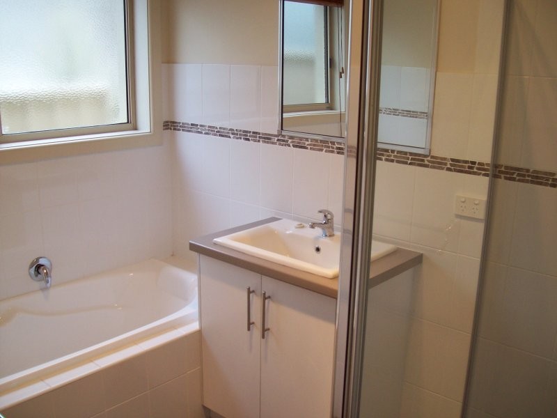 2/8 Lake Tce West, Mount Gambier SA 5290