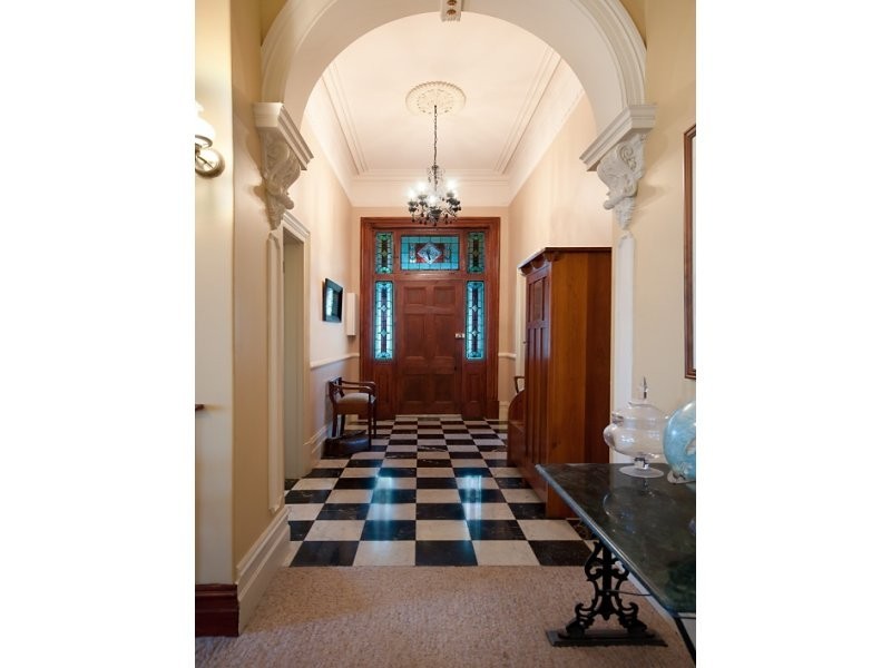 52 Bay Road, Mount Gambier SA 5290