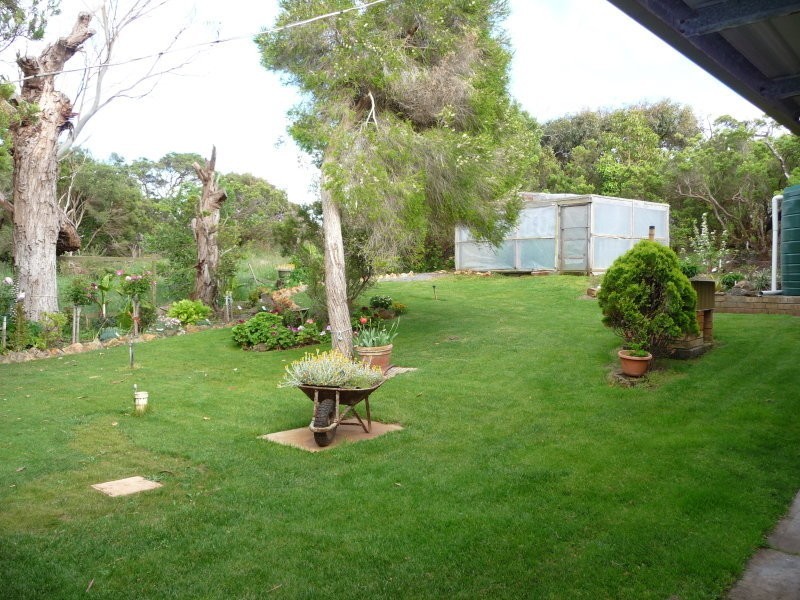 19-21 Smiths Rd, Port Macdonnell SA 5291