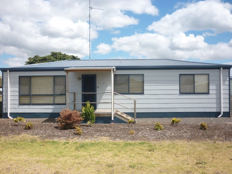 2 Coombe St, Nangwarry SA 5277