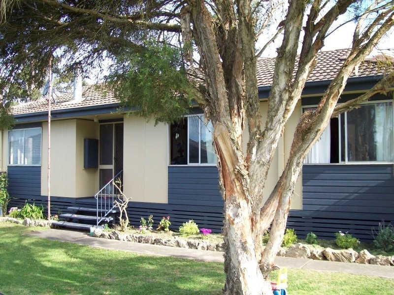 6 Anzac Court, Dartmoor VIC 3304