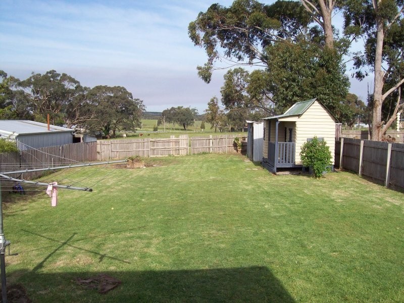 6 Anzac Court, Dartmoor VIC 3304