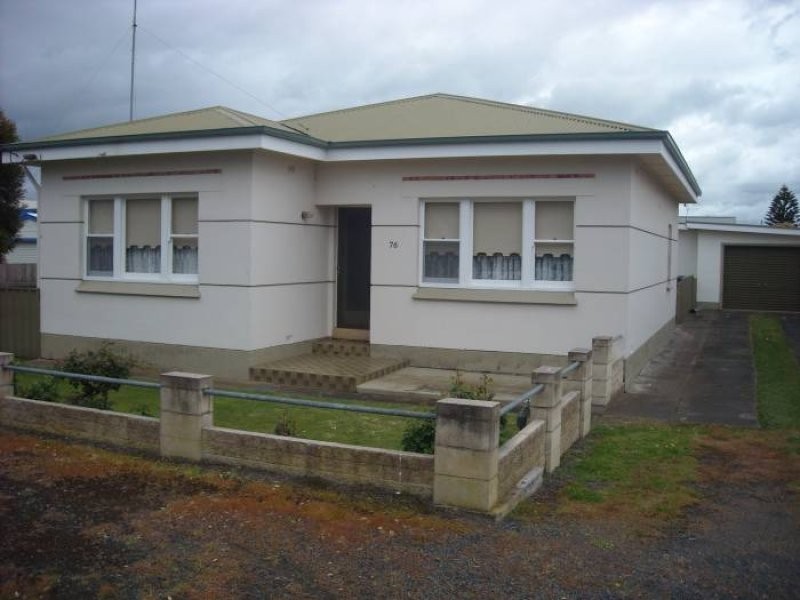 76 Meylin Street, Port Macdonnell SA 5291