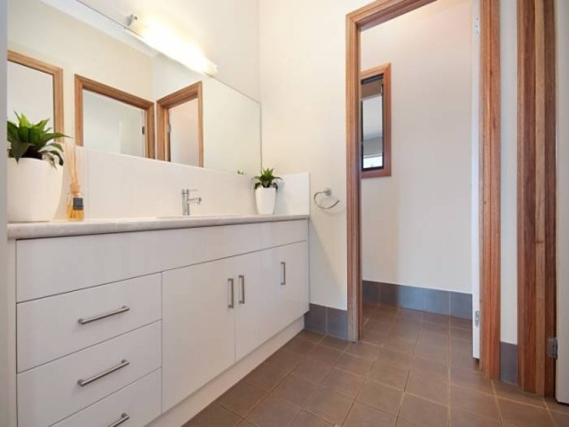 3 Eumerella Street, Mount Gambier SA 5290