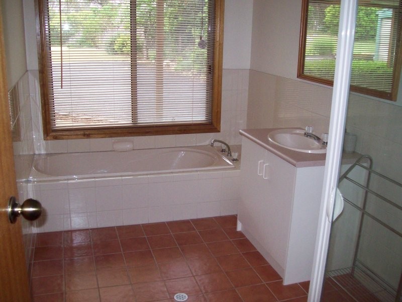 10 Meredith Street, Nelson VIC 3292