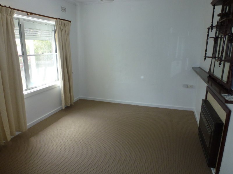 8 Tallara Ave, Mount Gambier SA 5290