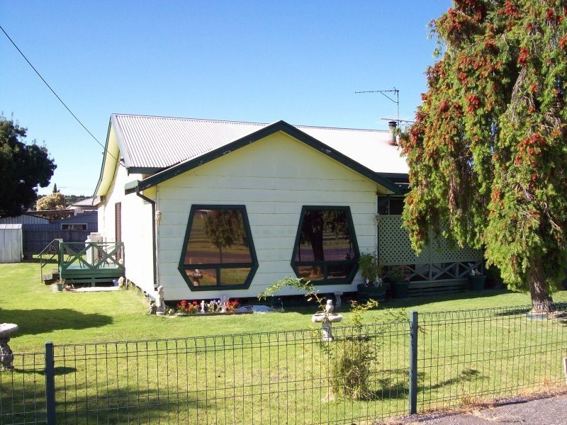 10 Vaughan Tce, Nangwarry SA 5277
