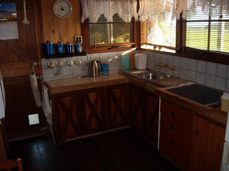 12 Racketts Road, Pelican Point SA 5291